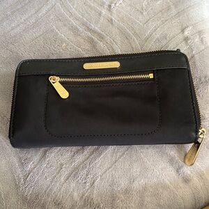 Michael Kors Black and Gold Zip Wallet